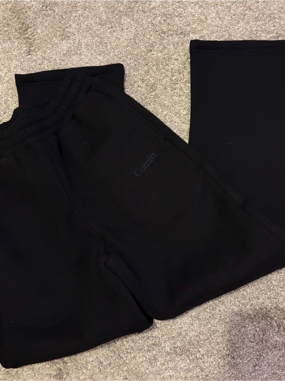 Comfrt Black Sweatpants